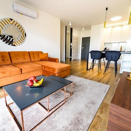 About Art Apartments Вроцлав Екстер'єр фото