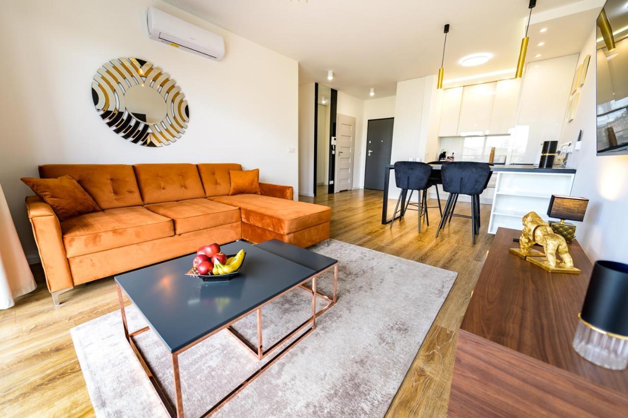 About Art Apartments Вроцлав Екстер'єр фото