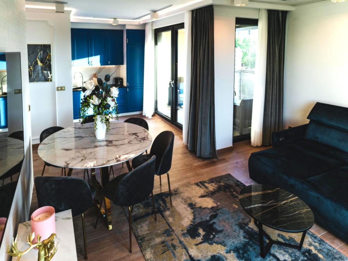 About Art Apartments Вроцлав Екстер'єр фото