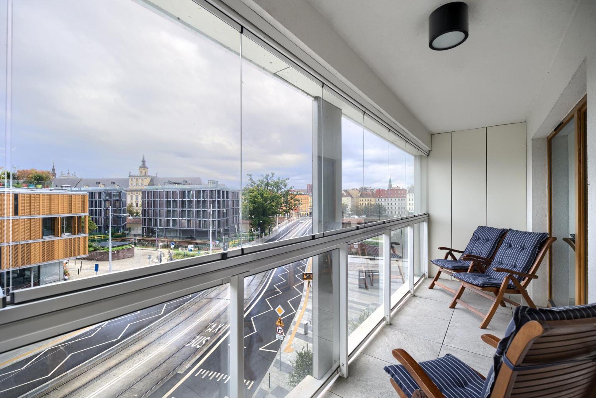 About Art Apartments Вроцлав Екстер'єр фото