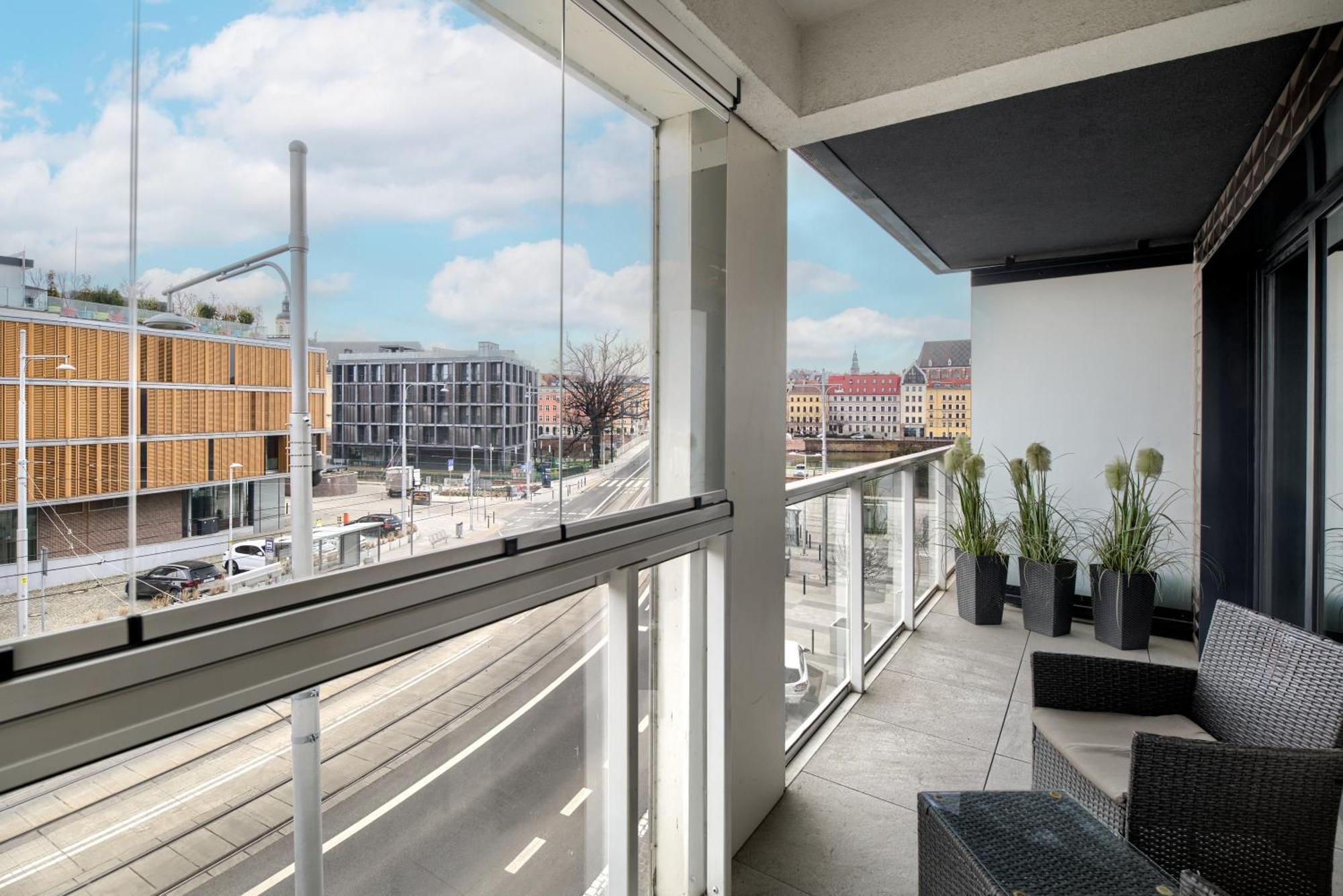 About Art Apartments Вроцлав Екстер'єр фото