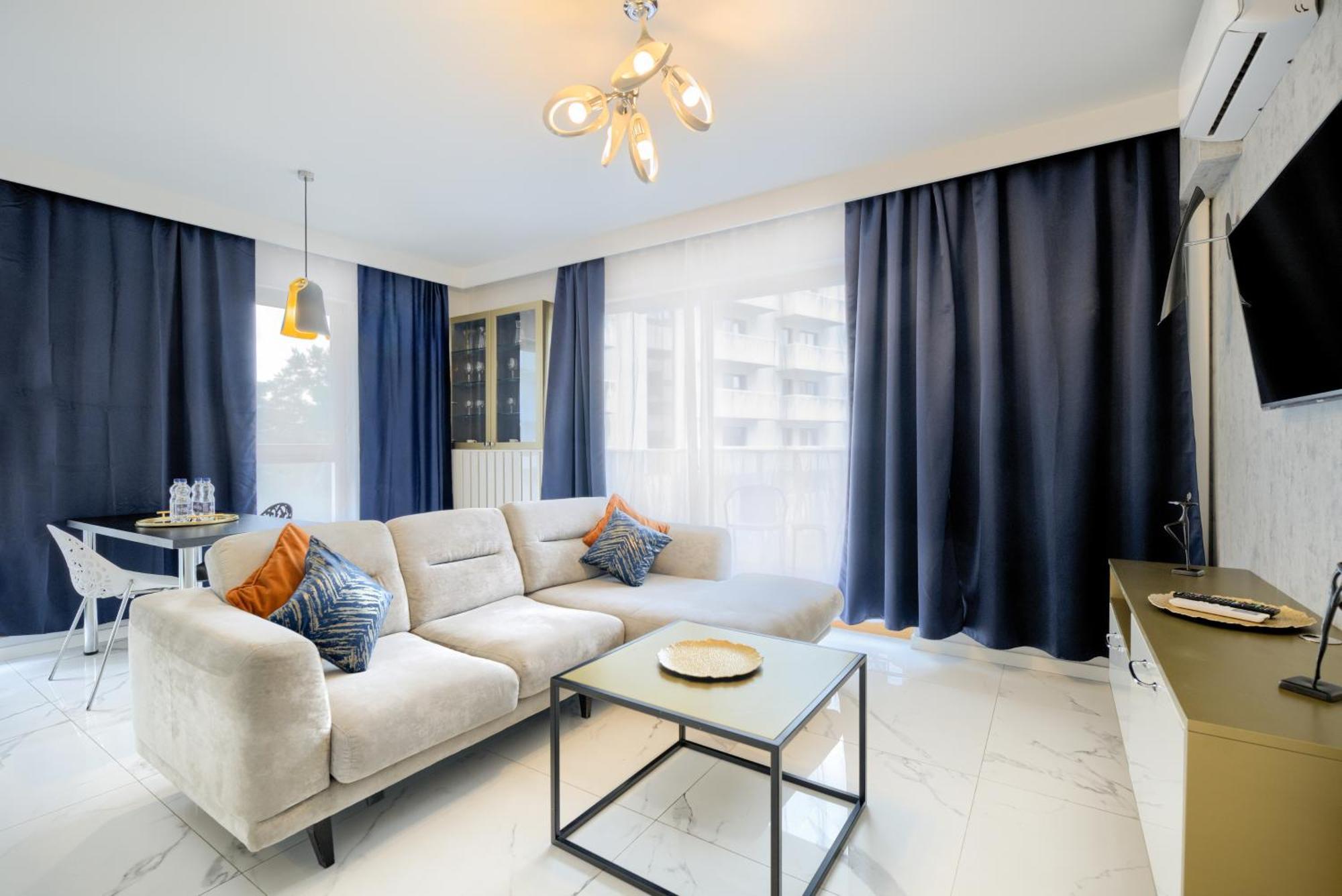 About Art Apartments Вроцлав Екстер'єр фото